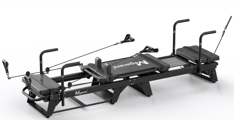 جهاز MegaCore Pilates في استوديو EQUI دبي